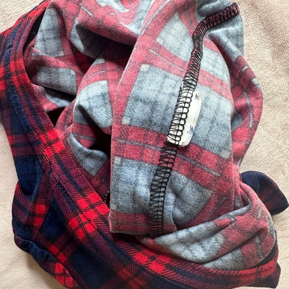 RED & BLUE PLAID BRACELET-SLEEVE BABY TEE • SIZE S - Picture 3 of 3